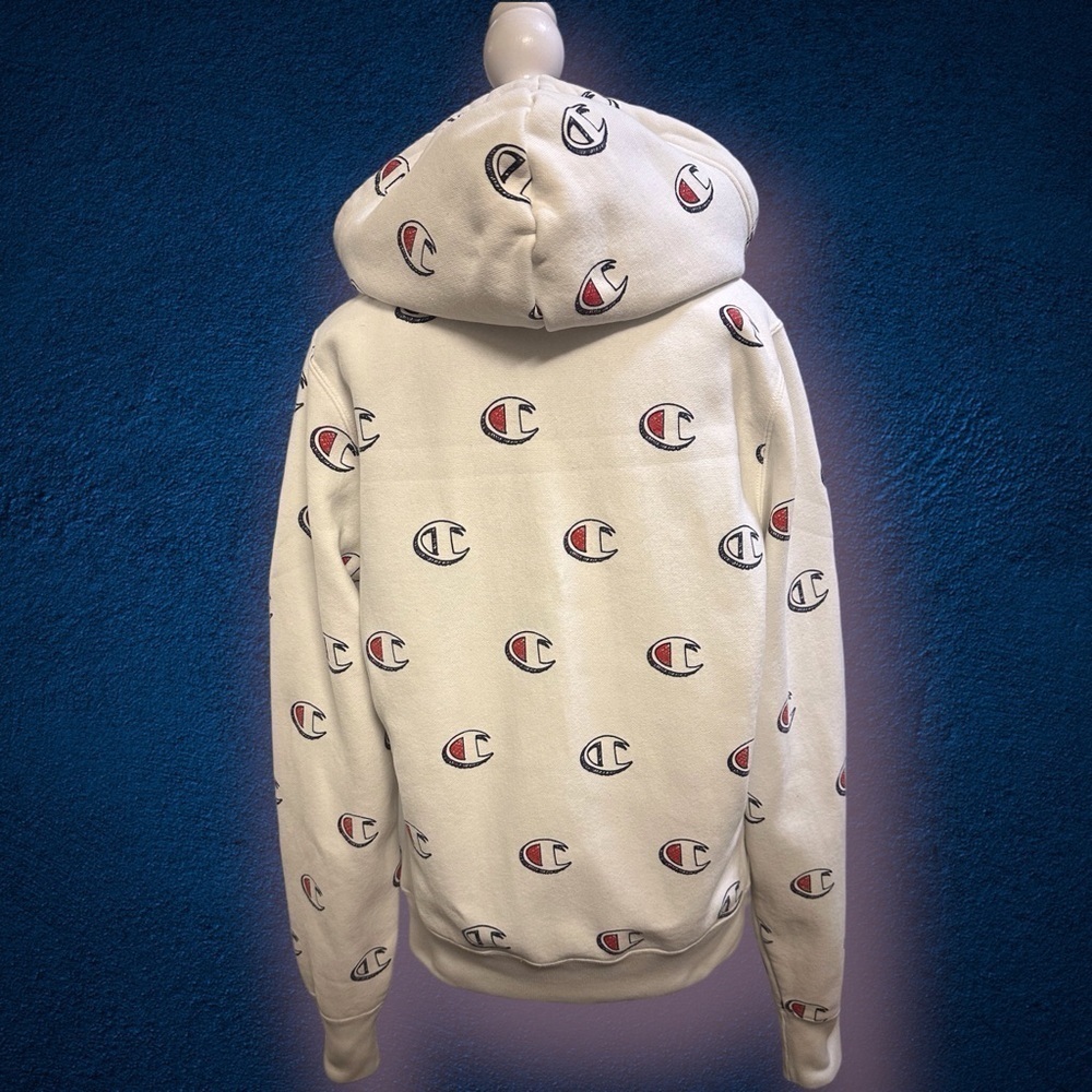 Champion logo hoodie small - Picture 2 of 3